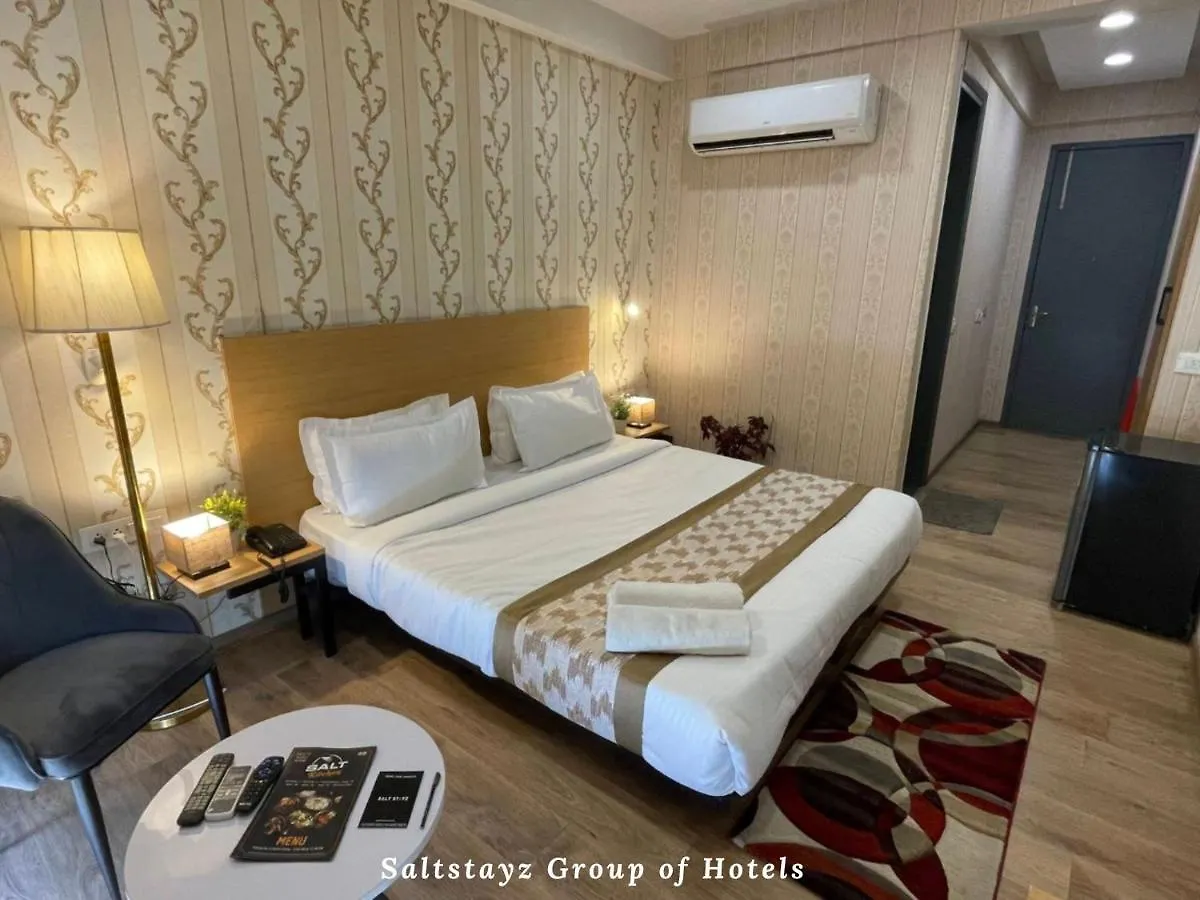 *** Hotel Saltstayz Sector 46 - Sohna Road And Near Paras Hospital Gurgaon India