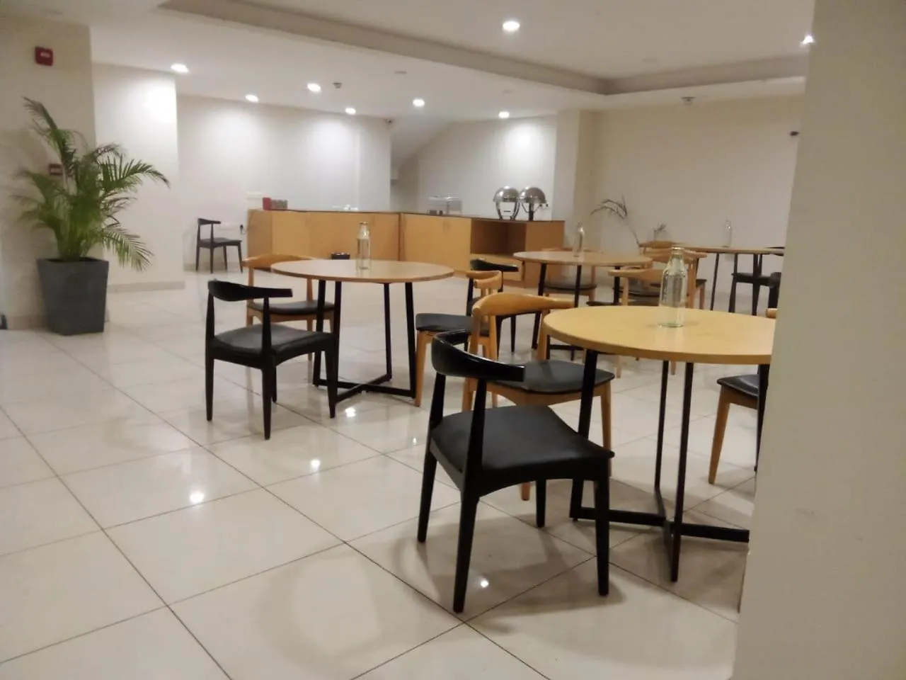 Hotel Saltstayz Sector 46 - Sohna Road And Near Paras Hospital Gurgaon