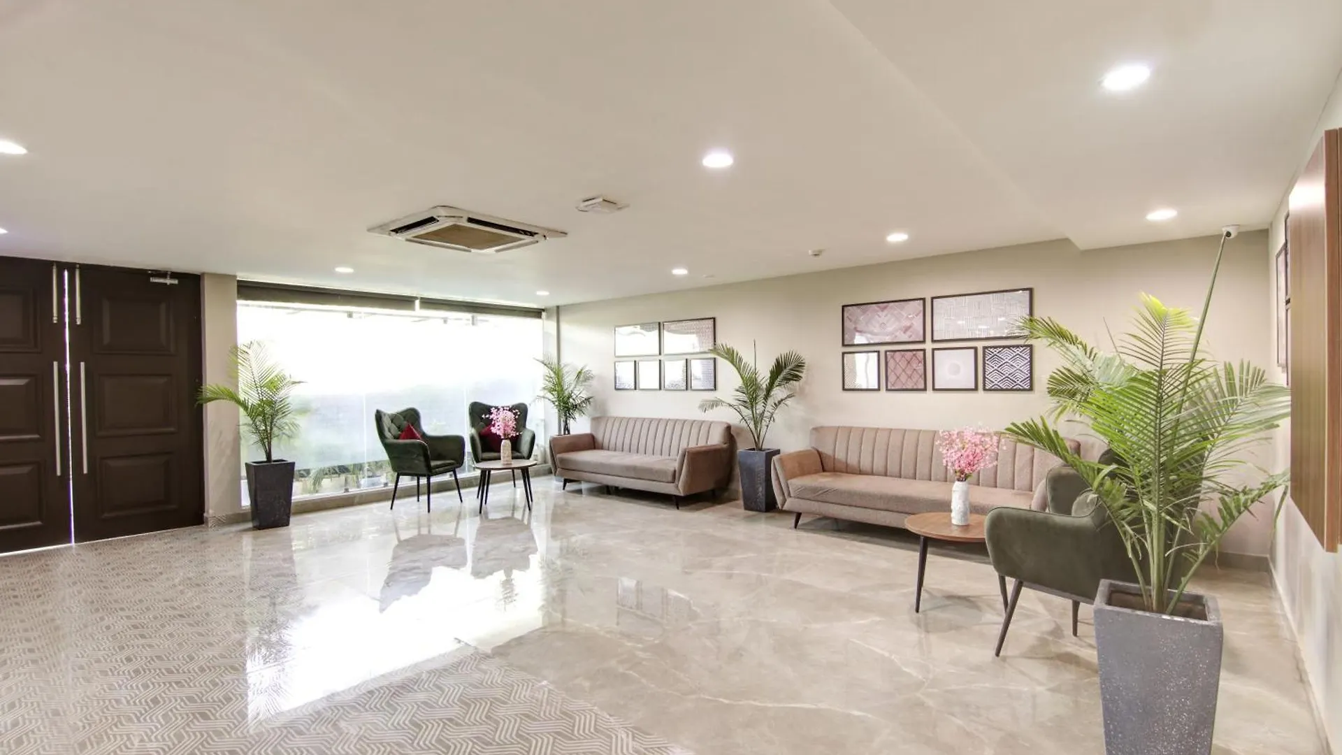Hotel Saltstayz Sector 46 - Sohna Road And Near Paras Hospital Gurgaon